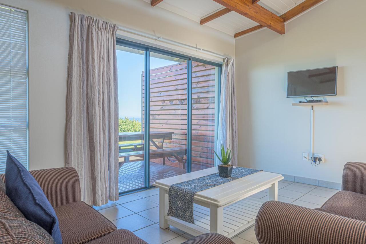 Отель Fynbos Golf And Country Estate Eersterivierstrand Экстерьер фото