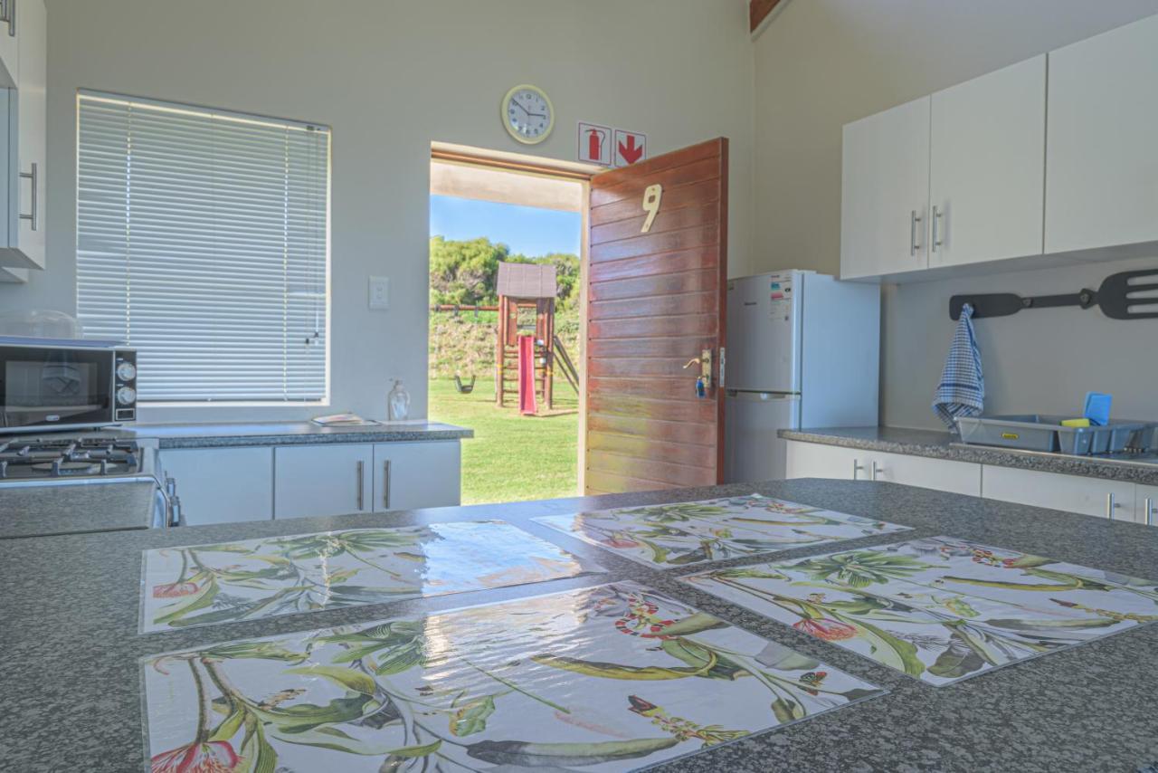 Отель Fynbos Golf And Country Estate Eersterivierstrand Экстерьер фото